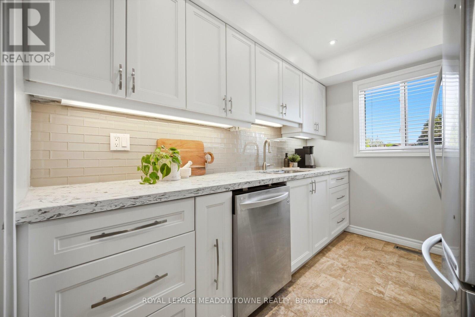 41 - 561 Childs Drive, Milton, Ontario  L9T 3Z1 - Photo 11 - W13245686