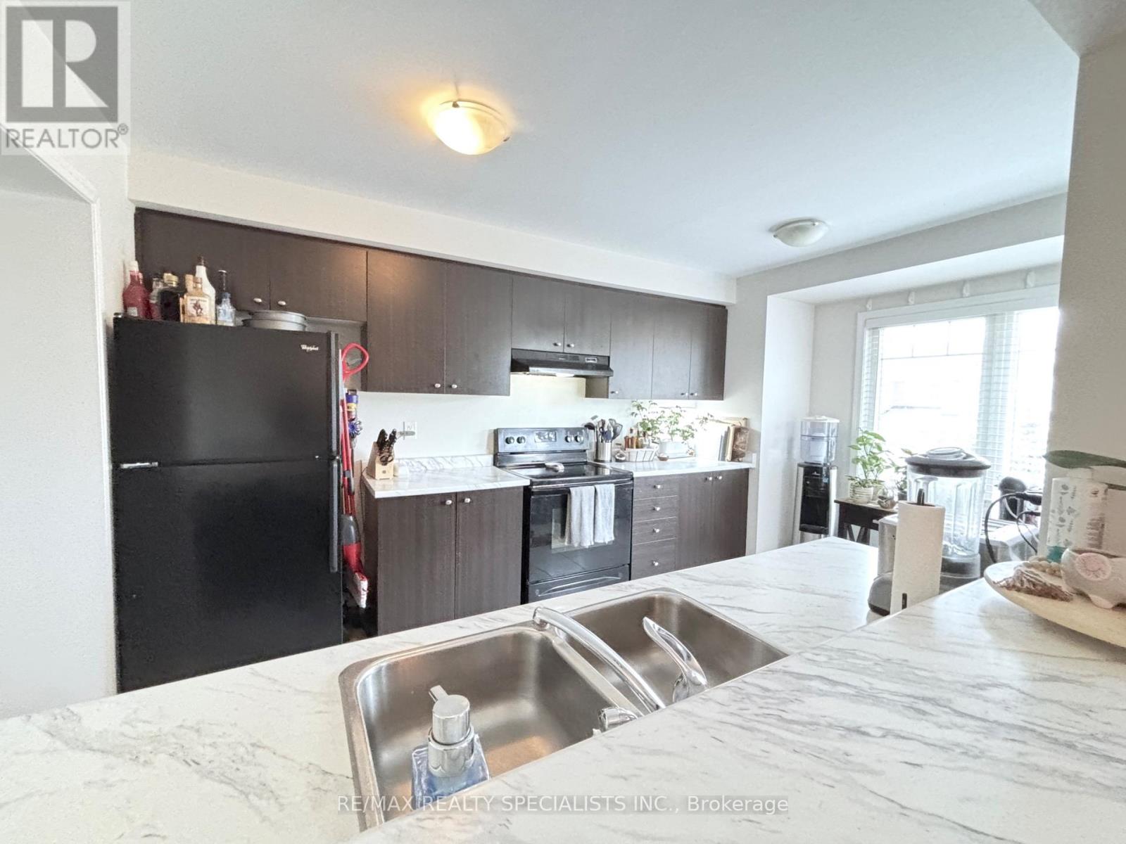 230 MORTIMER CRESCENT