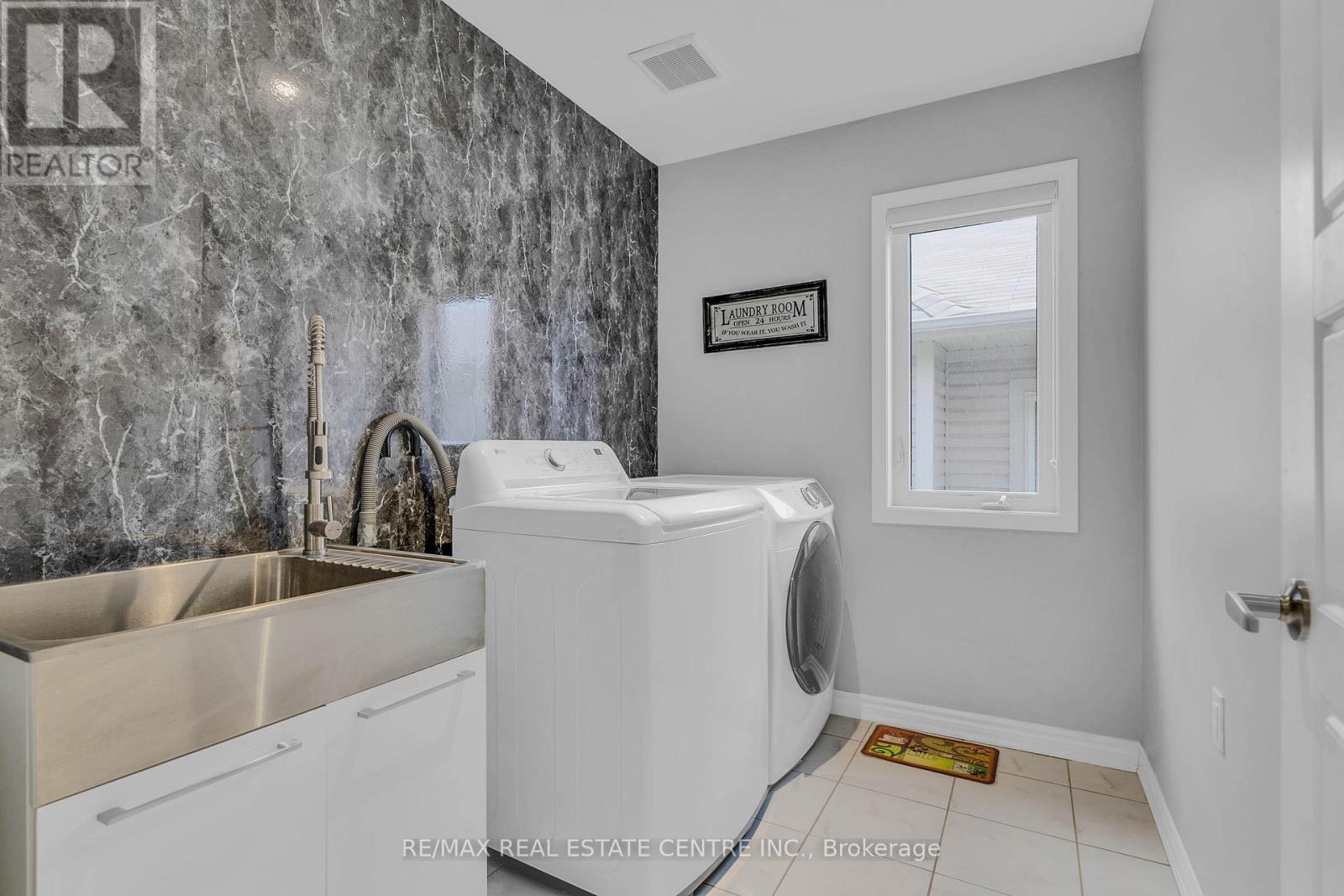 460 Equestrian Way, Cambridge, Ontario  N3E 0B6 - Photo 32 - X13245718