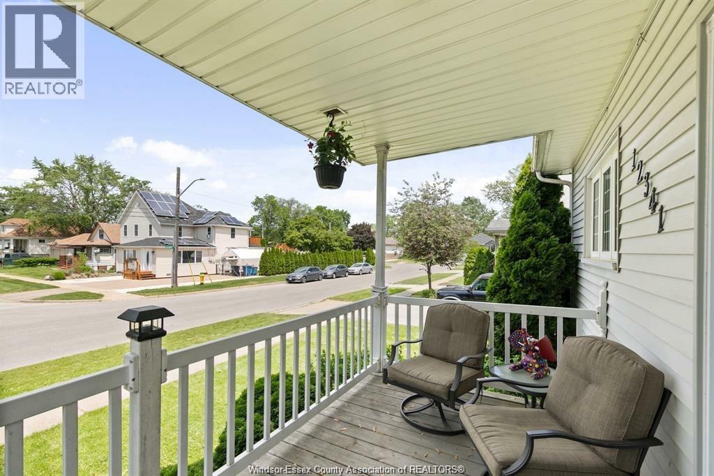 12341 St. Denis, Tecumseh, Ontario  N8N 1L1 - Photo 3 - 26013118