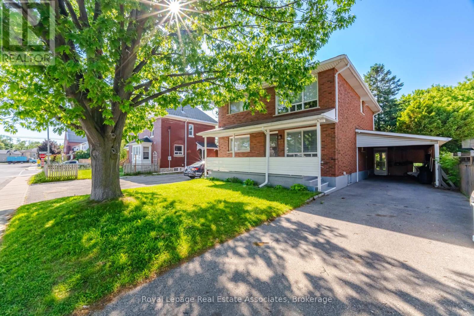 A - 22 St James Street, Brantford, Ontario  N3T 3Z6 - Photo 4 - X13017198