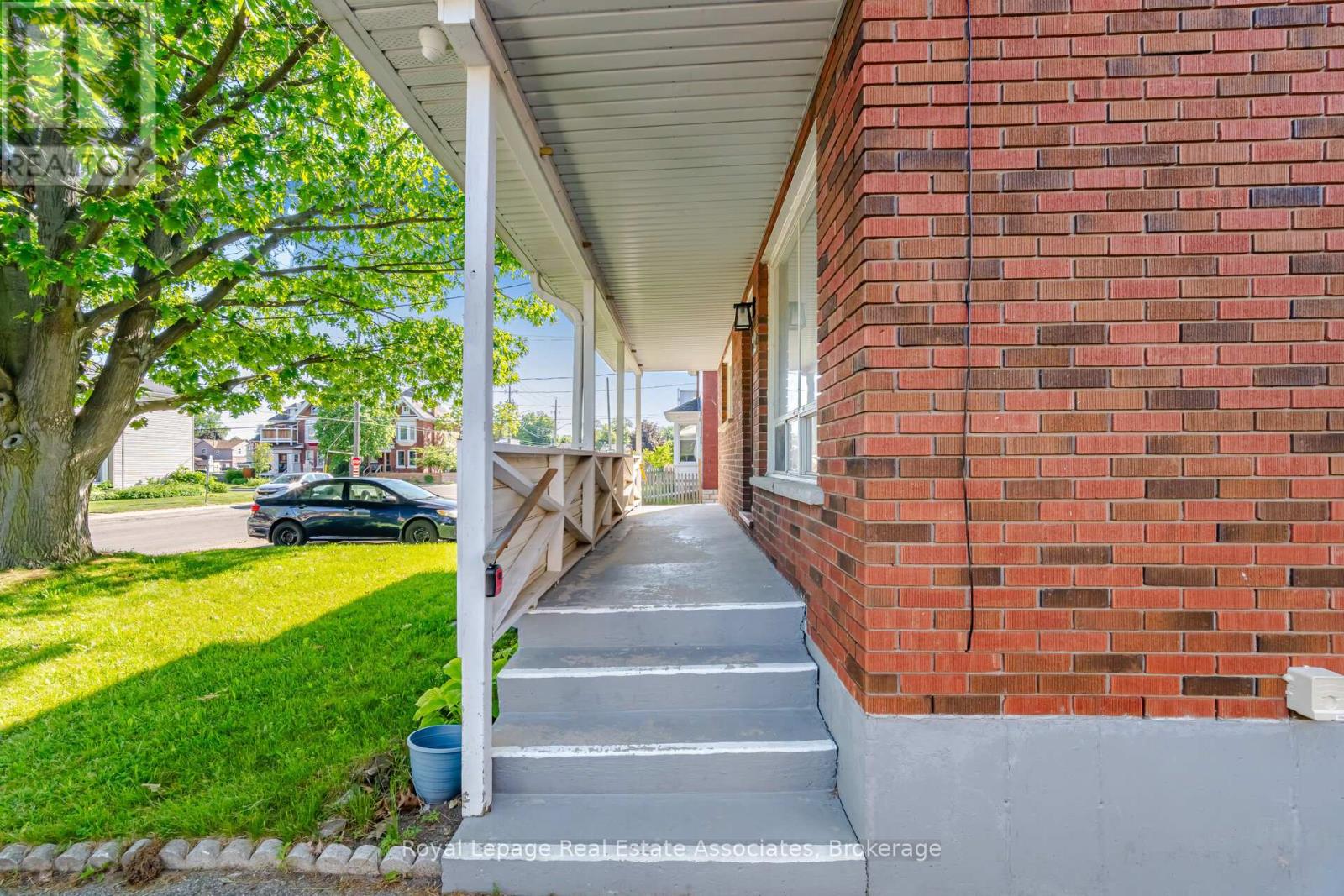 A - 22 St James Street, Brantford, Ontario  N3T 3Z6 - Photo 6 - X13017198