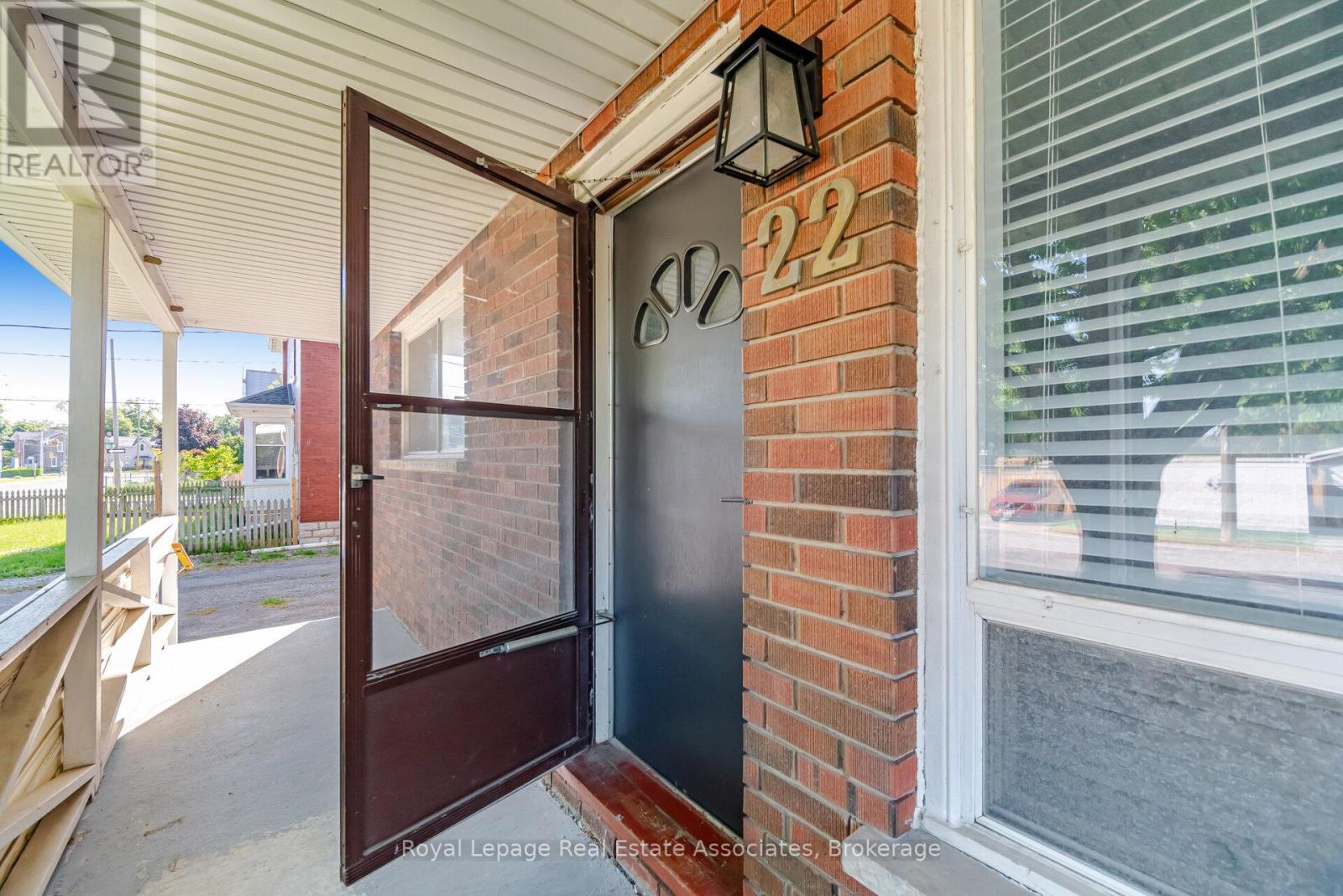A - 22 St James Street, Brantford, Ontario  N3T 3Z6 - Photo 8 - X13017198
