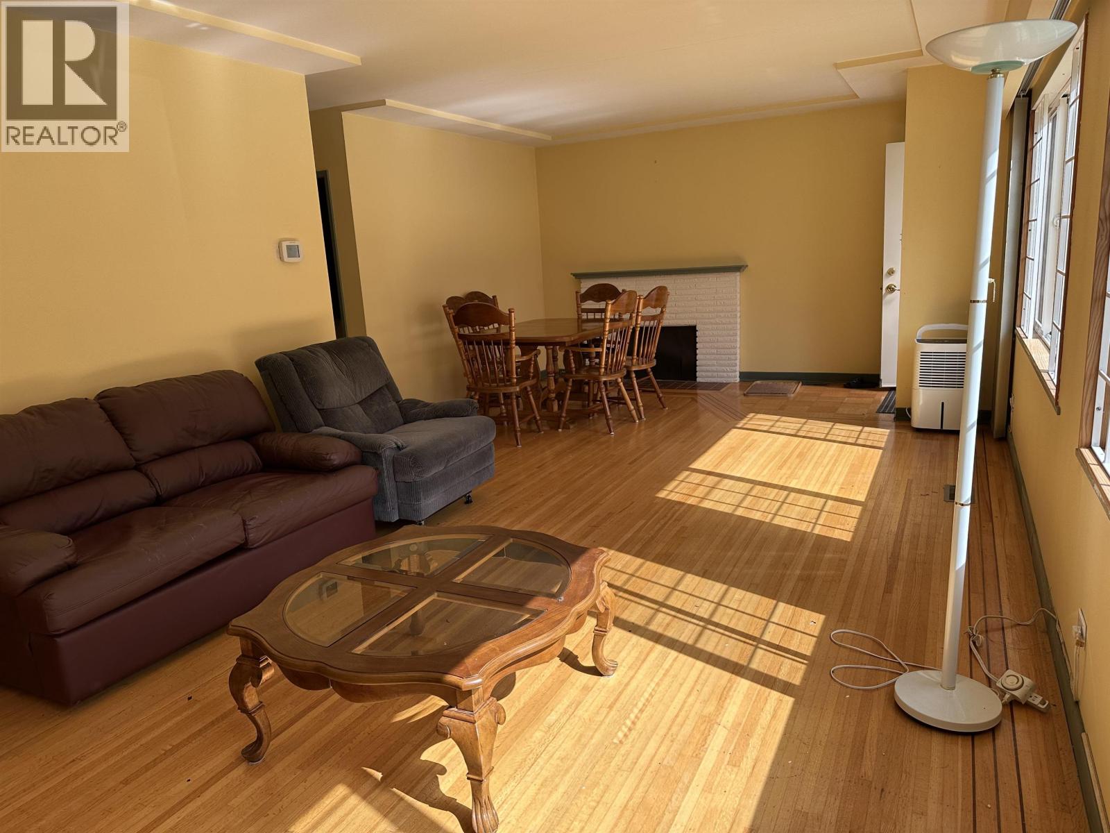 7223 Gladstone Street, Vancouver, British Columbia  V5P 4G7 - Photo 3 - R3131746