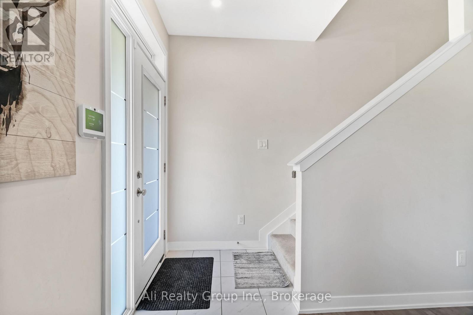 797 Eminence Street, Ottawa, Ontario  K2J 6X6 - Photo 3 - X13245766