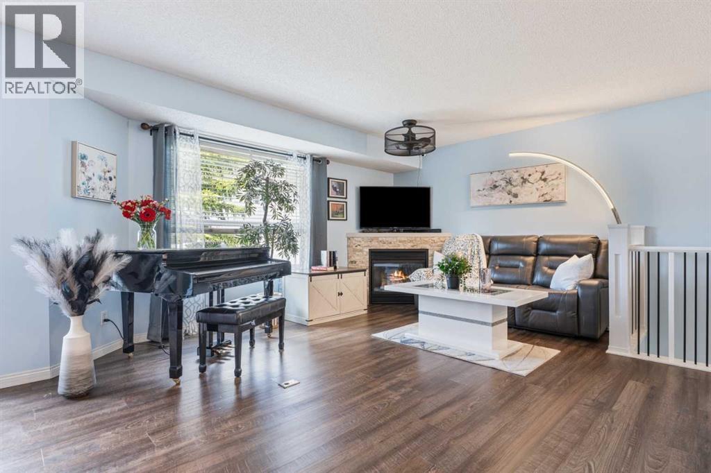 120 Mt Aberdeen Manor Se, Calgary, Alberta  T2Z 3N8 - Photo 1 - A2318004