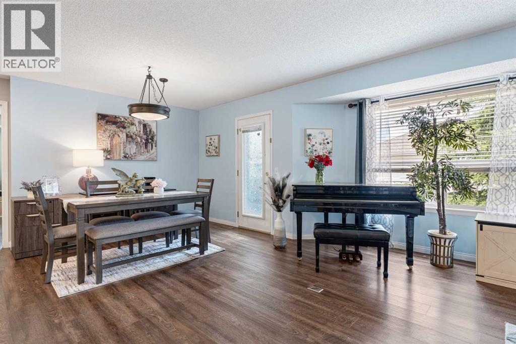 120 Mt Aberdeen Manor Se, Calgary, Alberta  T2Z 3N8 - Photo 13 - A2318004
