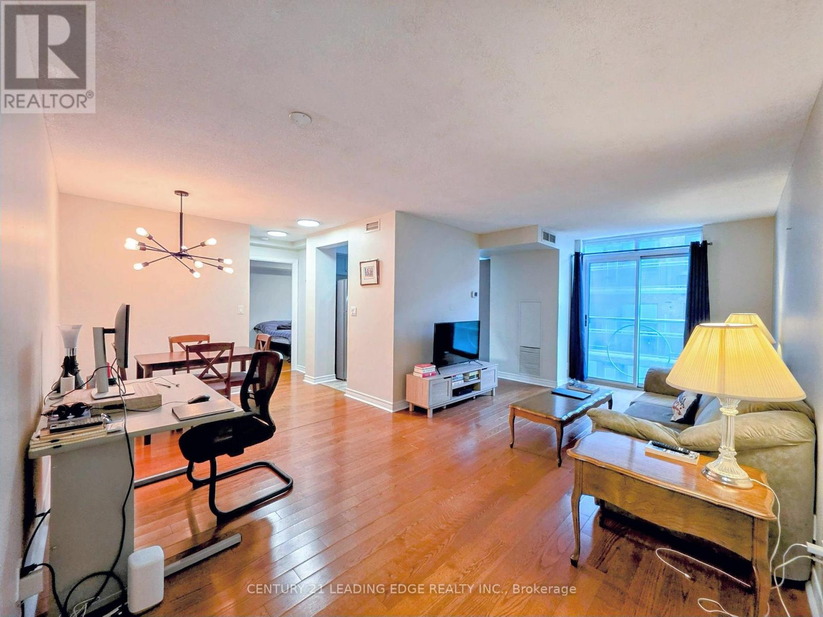 1012 - 212 Eglinton Avenue E, Toronto, Ontario  M4P 0A3 - Photo 15 - C13245756