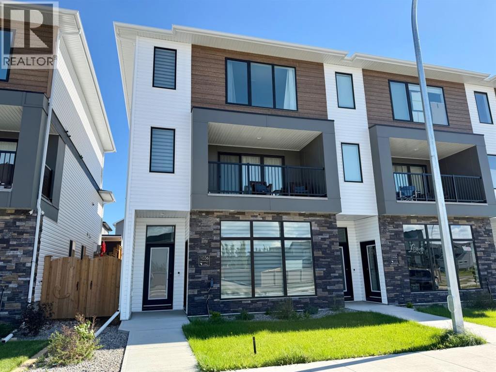 1036 Coalbrook Gate W, Lethbridge, Alberta