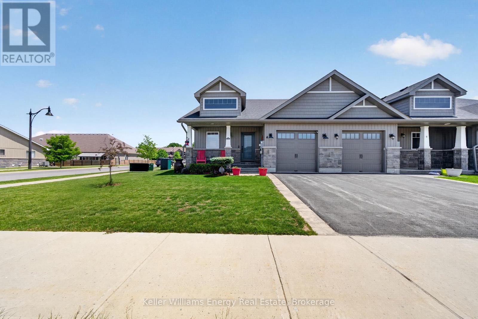 7 Farrington Crescent, Prince Edward County, Ontario  K0K 2T0 - Photo 2 - X13242738