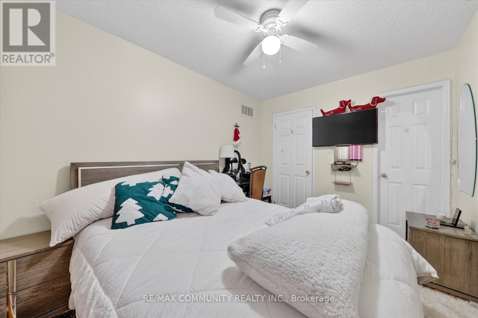 1645 Autumn Crescent, Pickering, Ontario  L1V 6X6 - Photo 15 - E13243874