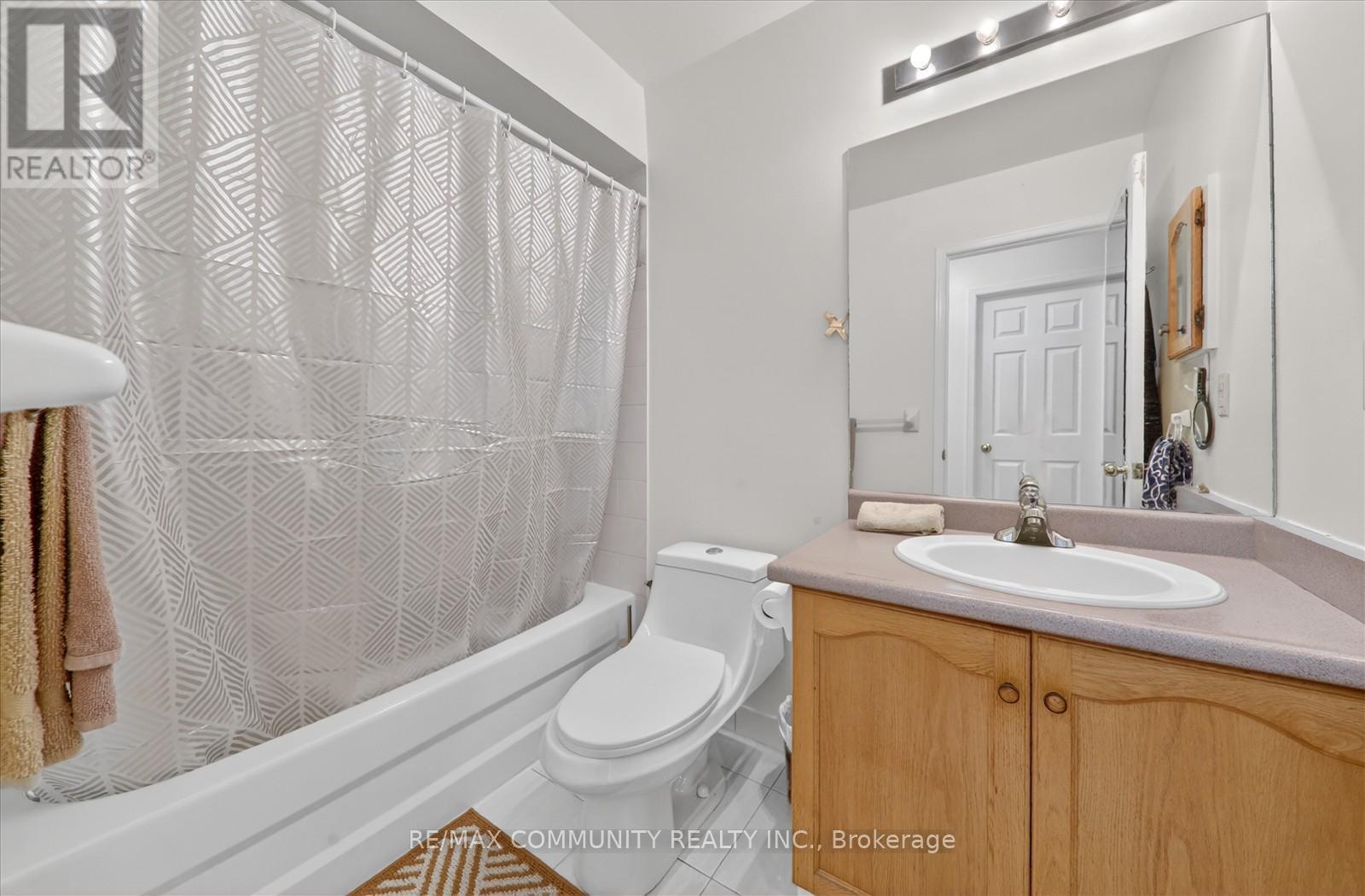 1645 Autumn Crescent, Pickering, Ontario  L1V 6X6 - Photo 13 - E13243874