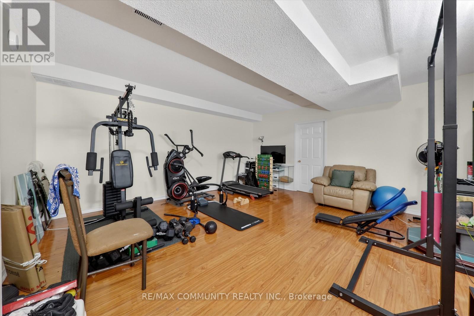 1645 Autumn Crescent, Pickering, Ontario  L1V 6X6 - Photo 24 - E13243874