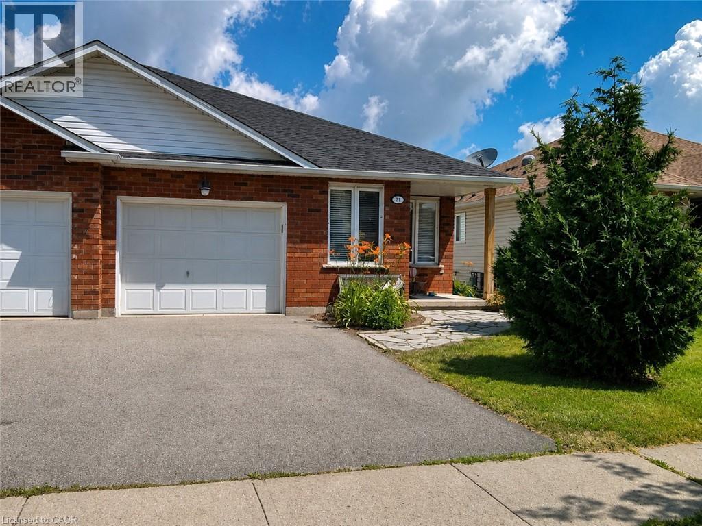 21 SADDLER Street, Fonthill, Ontario