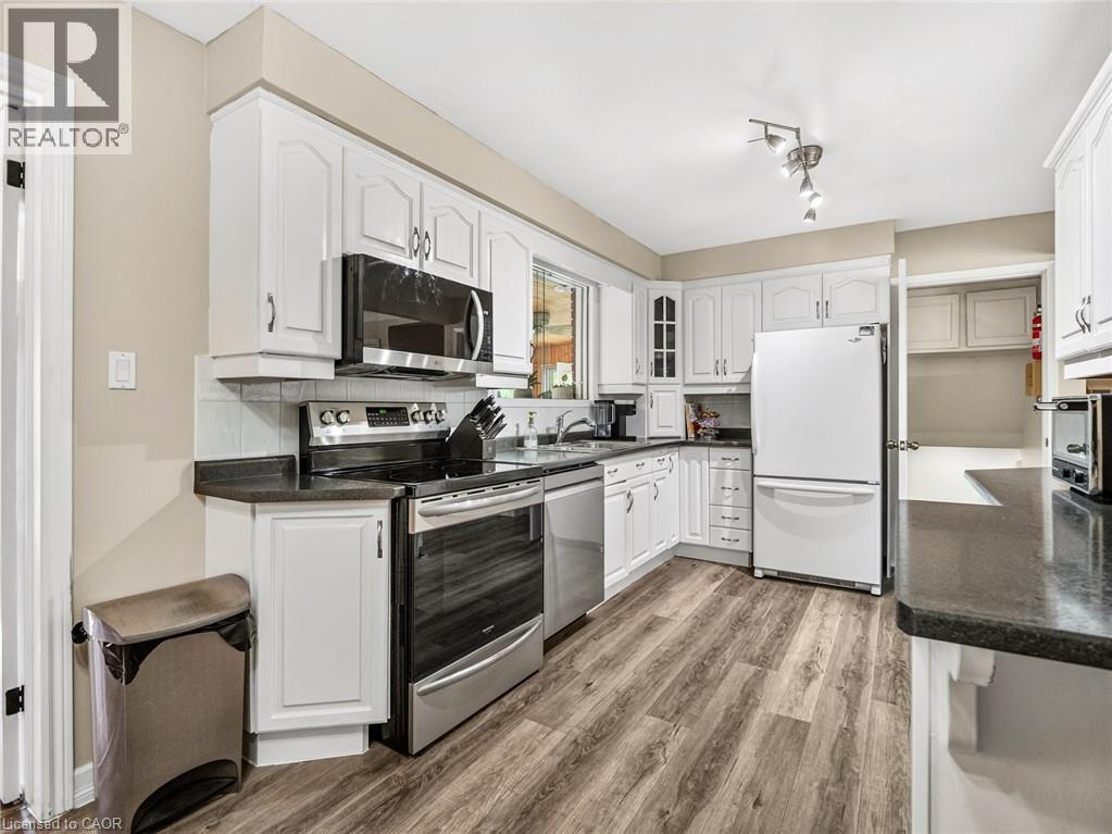 63 Harrison Avenue, Welland, Ontario  L3B 1C3 - Photo 8 - 40837040