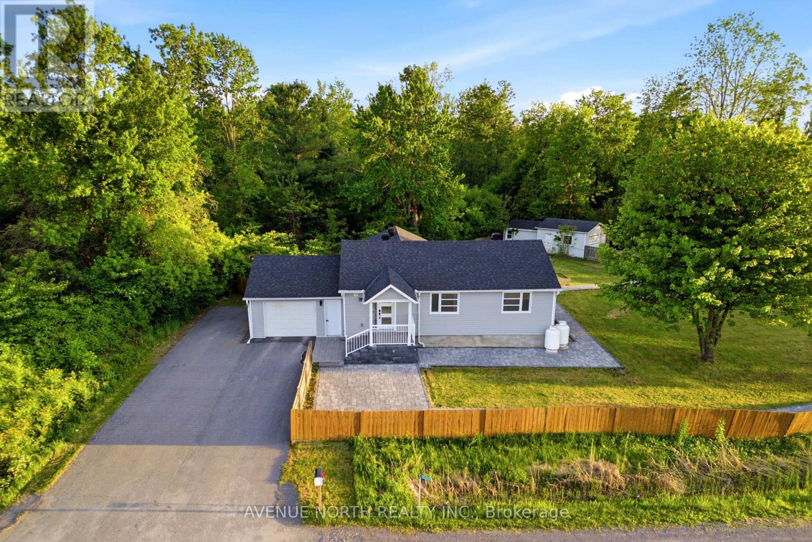 6200 RUSSELL ROAD, Ottawa, Ontario