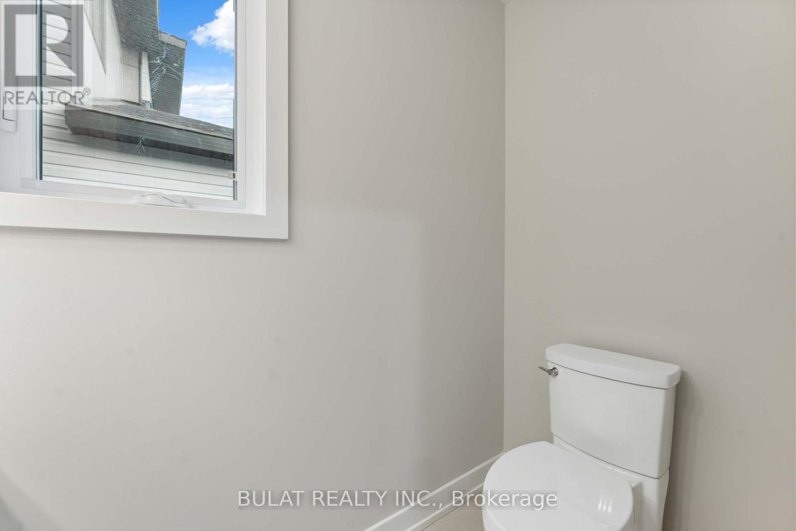 1357 Kitchener Avenue, Ottawa, Ontario  K1V 6W2 - Photo 9 - X13245818
