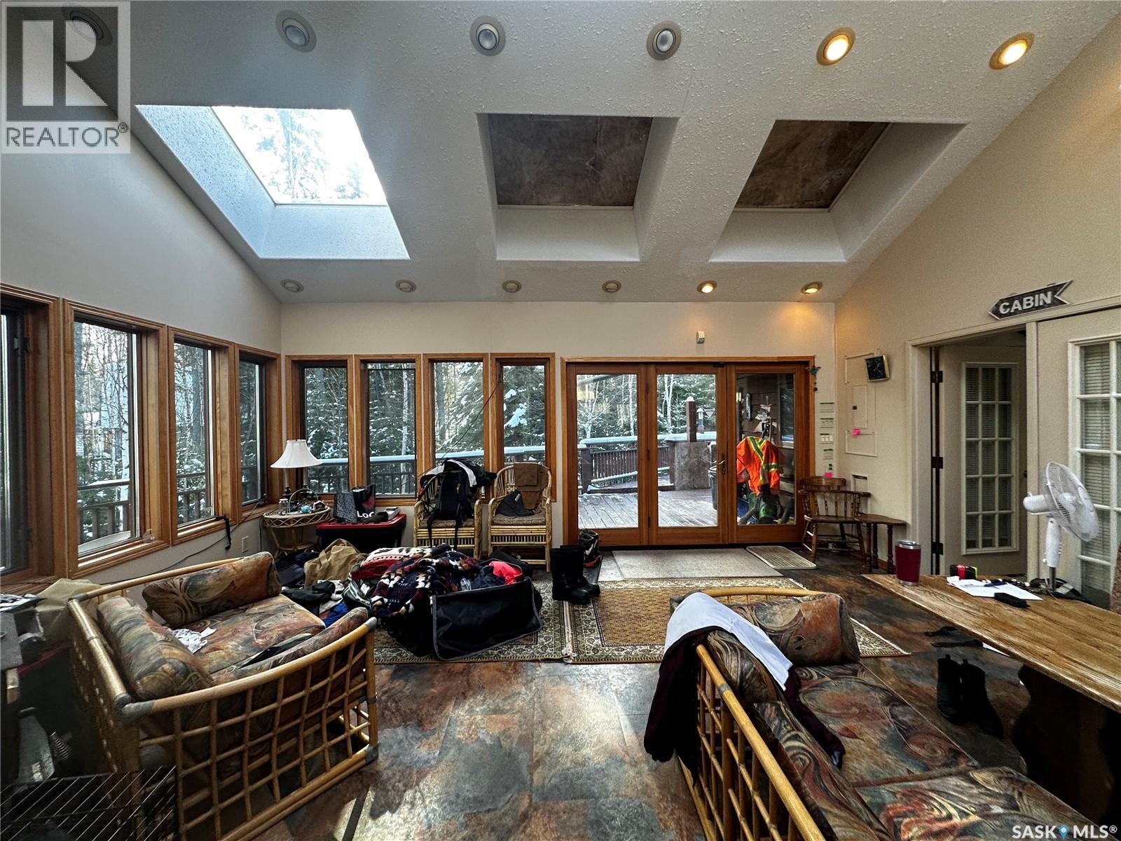1604 Mahigan Crescent, Northern Admin District, Saskatchewan  S0J 1L0 - Photo 3 - SK032944