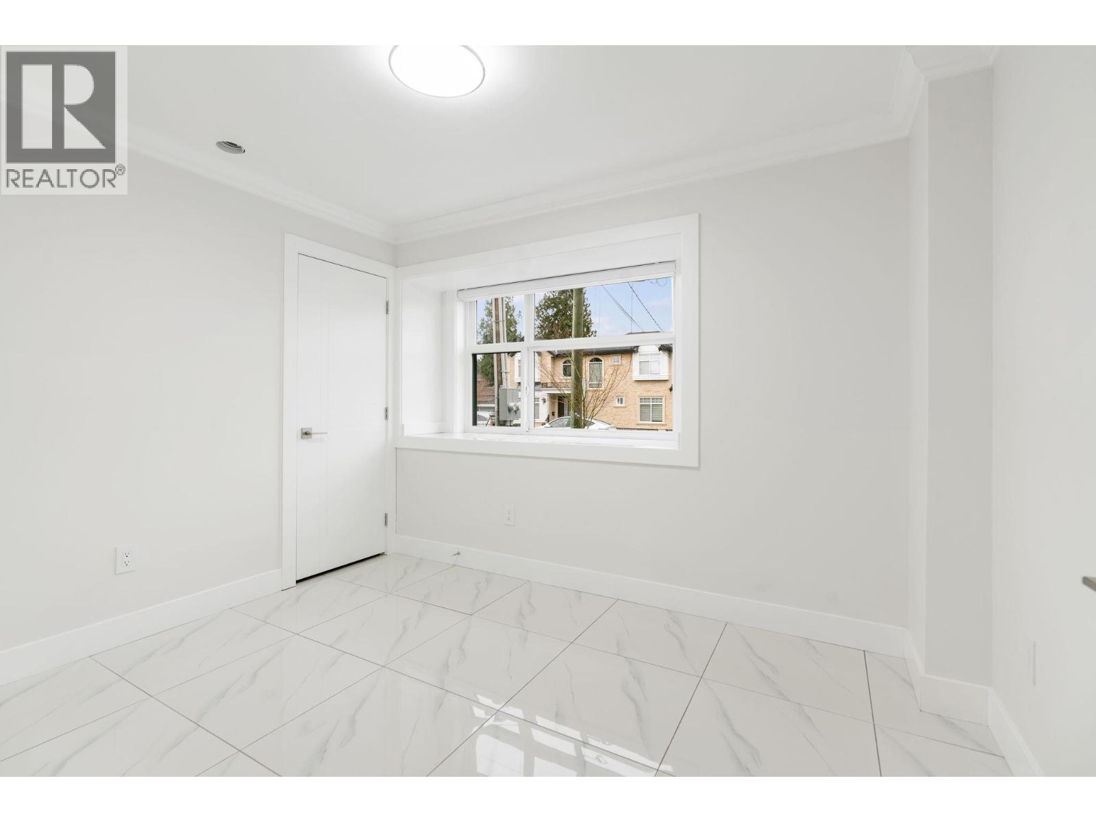 2 8464 15th Avenue, Burnaby, British Columbia  V3N 1Y2 - Photo 26 - R3132124