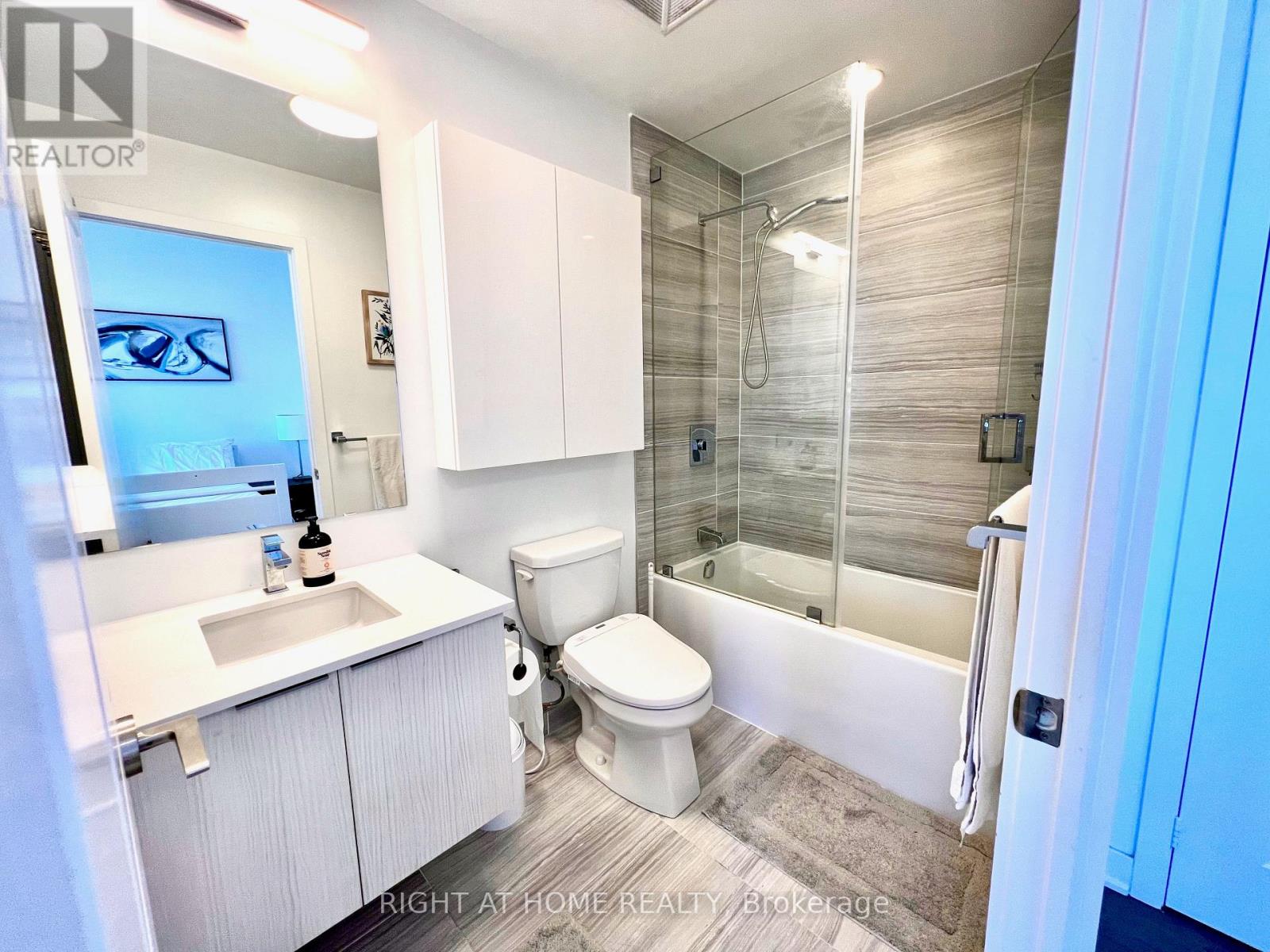 2008 - 120 Parliament Street, Toronto, Ontario  M5A 2Y8 - Photo 12 - C13245788