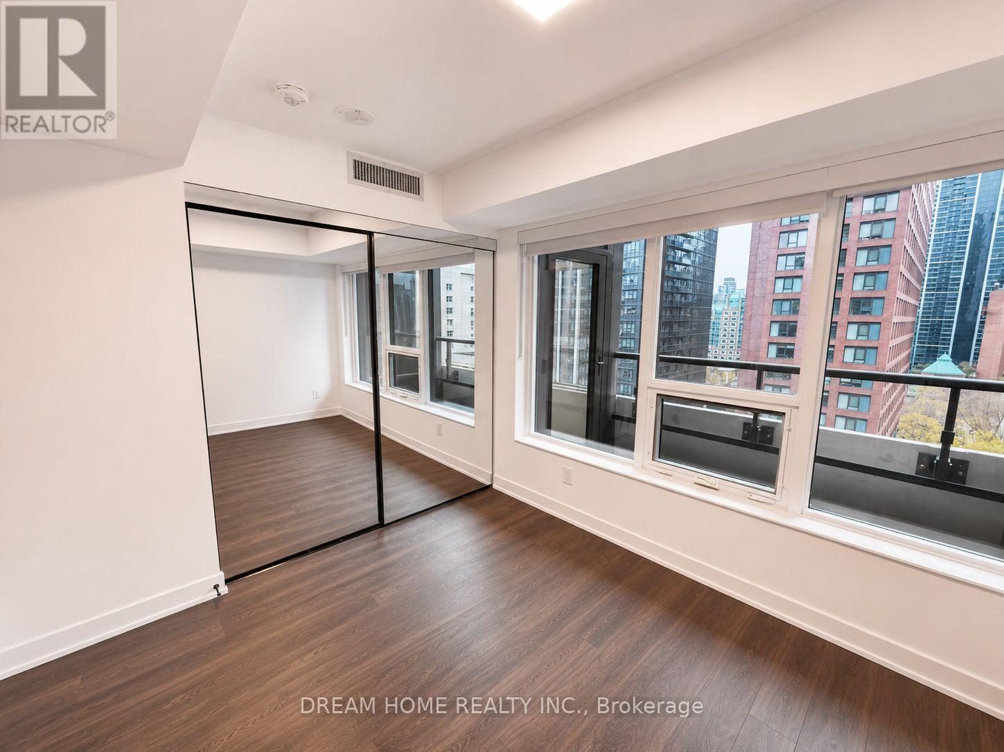 1303 - 609 Sherbourne Street, Toronto, Ontario  M4X 0A4 - Photo 5 - C13189396