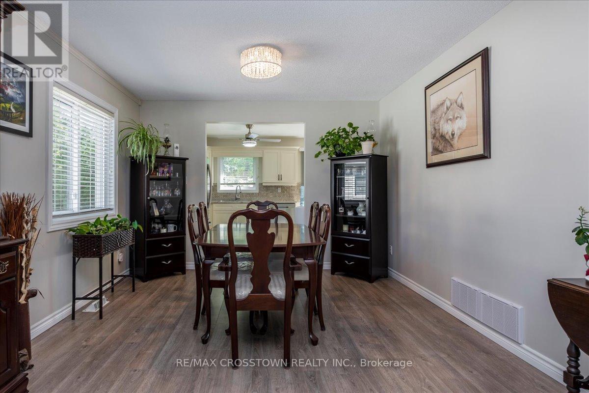 1170 Arnold Street, Innisfil, Ontario  L0L 1W0 - Photo 10 - N13245768
