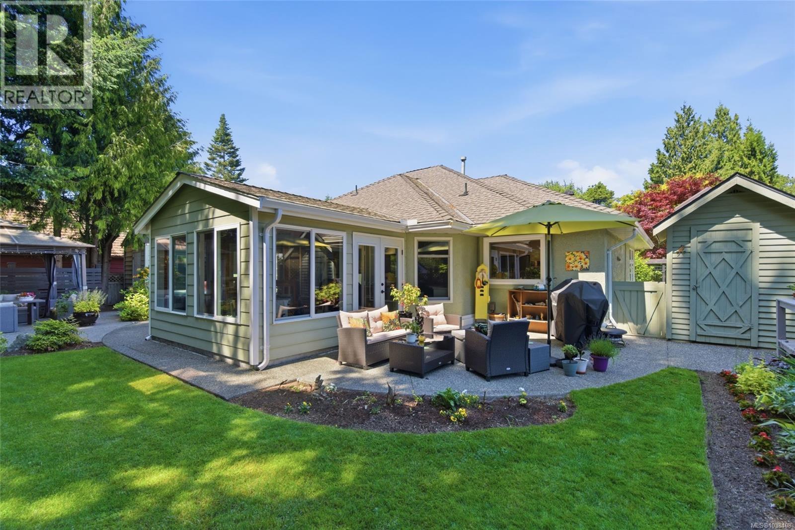 1000 Eaglecrest Dr, Qualicum Beach, British Columbia  V9K 1E9 - Photo 42 - 1038408