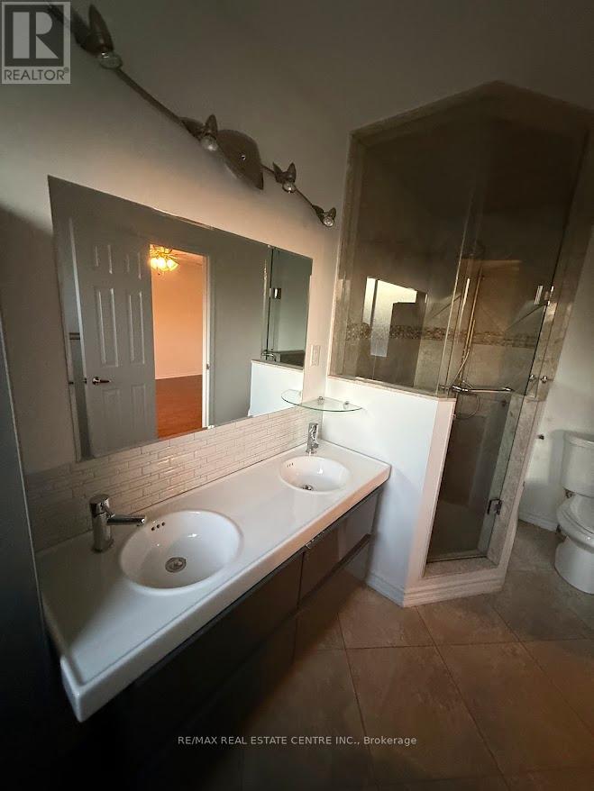 1561 Wintergrove Gardens, Mississauga, Ontario  L5M 3Z9 - Photo 18 - W13245772