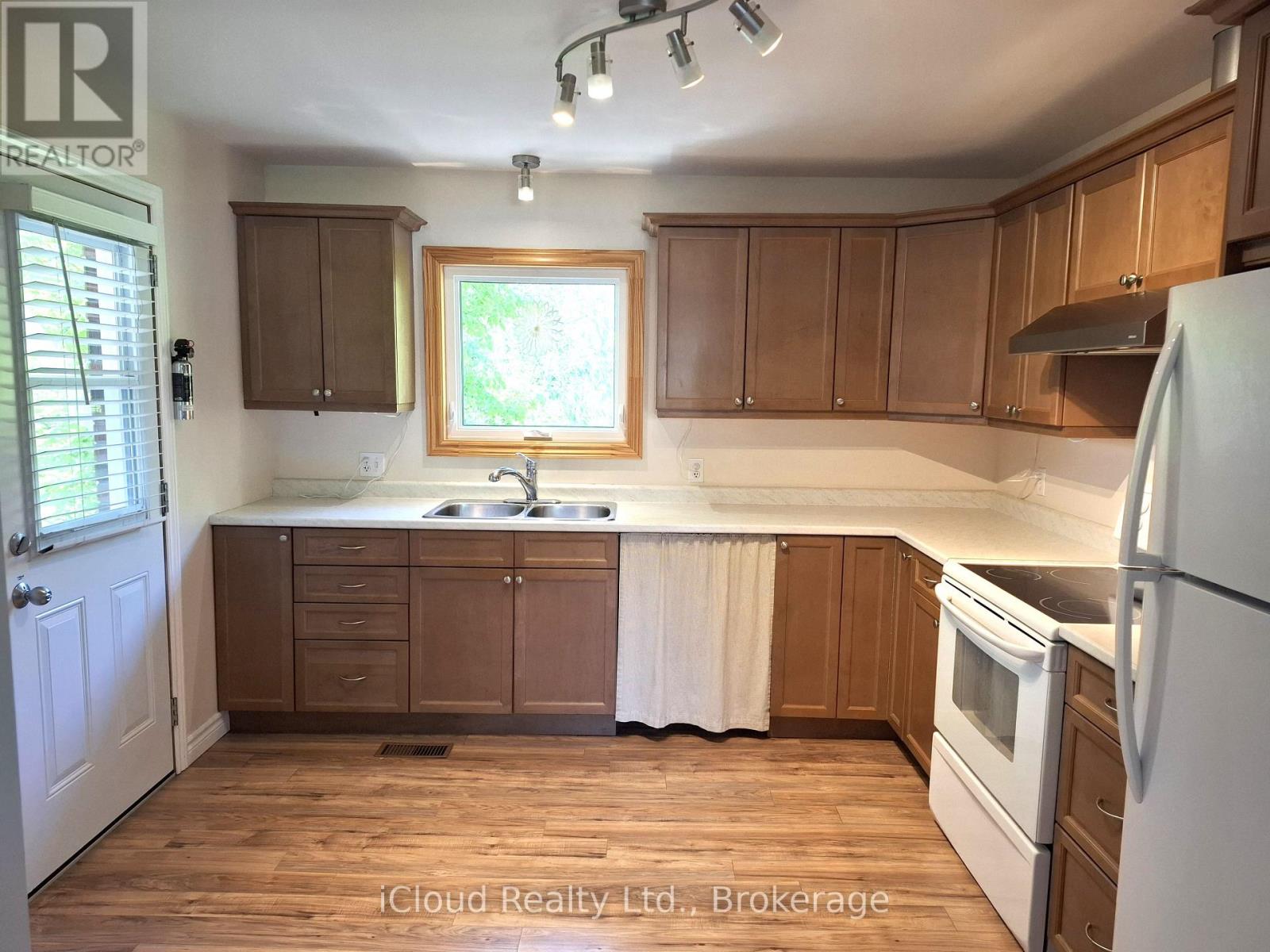481 24th Street W, Owen Sound, Ontario  N4K 4H9 - Photo 4 - X13239200