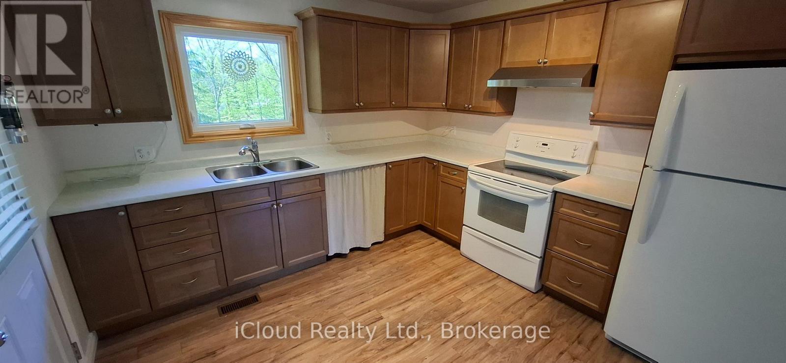481 24th Street W, Owen Sound, Ontario  N4K 4H9 - Photo 3 - X13239200