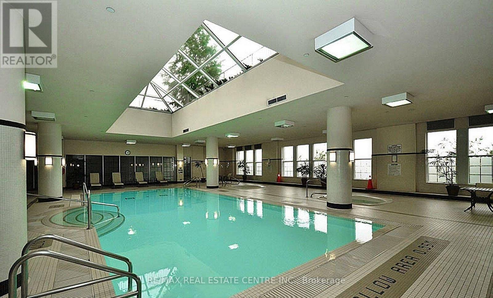 1804 - 35 Kingsbridge Garden Circle, Mississauga, Ontario  L5R 3Z5 - Photo 22 - W13229620
