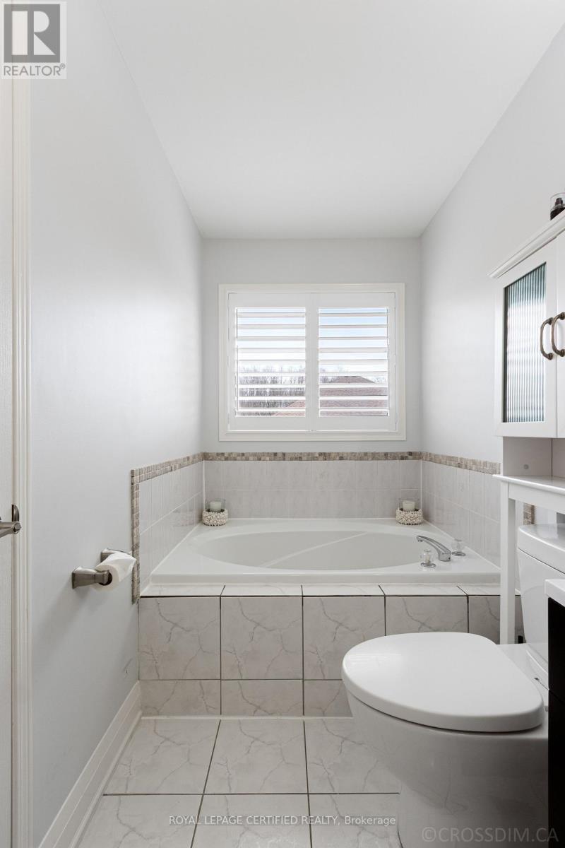 3814 Ridgepoint Way, Mississauga, Ontario  L5N 7T7 - Photo 20 - W13242942