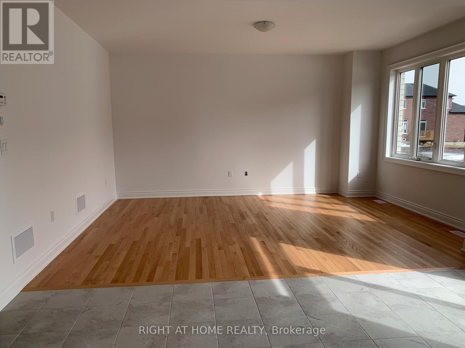 Unknown Address, ,     - Photo 4 - S13245876
