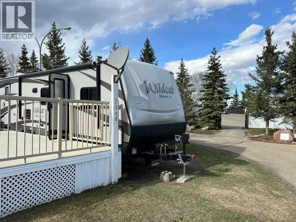 2040, 25054 South Pine Lake Road, Rural Red Deer County, Alberta  T0M 1S0 - Photo 5 - A2293528