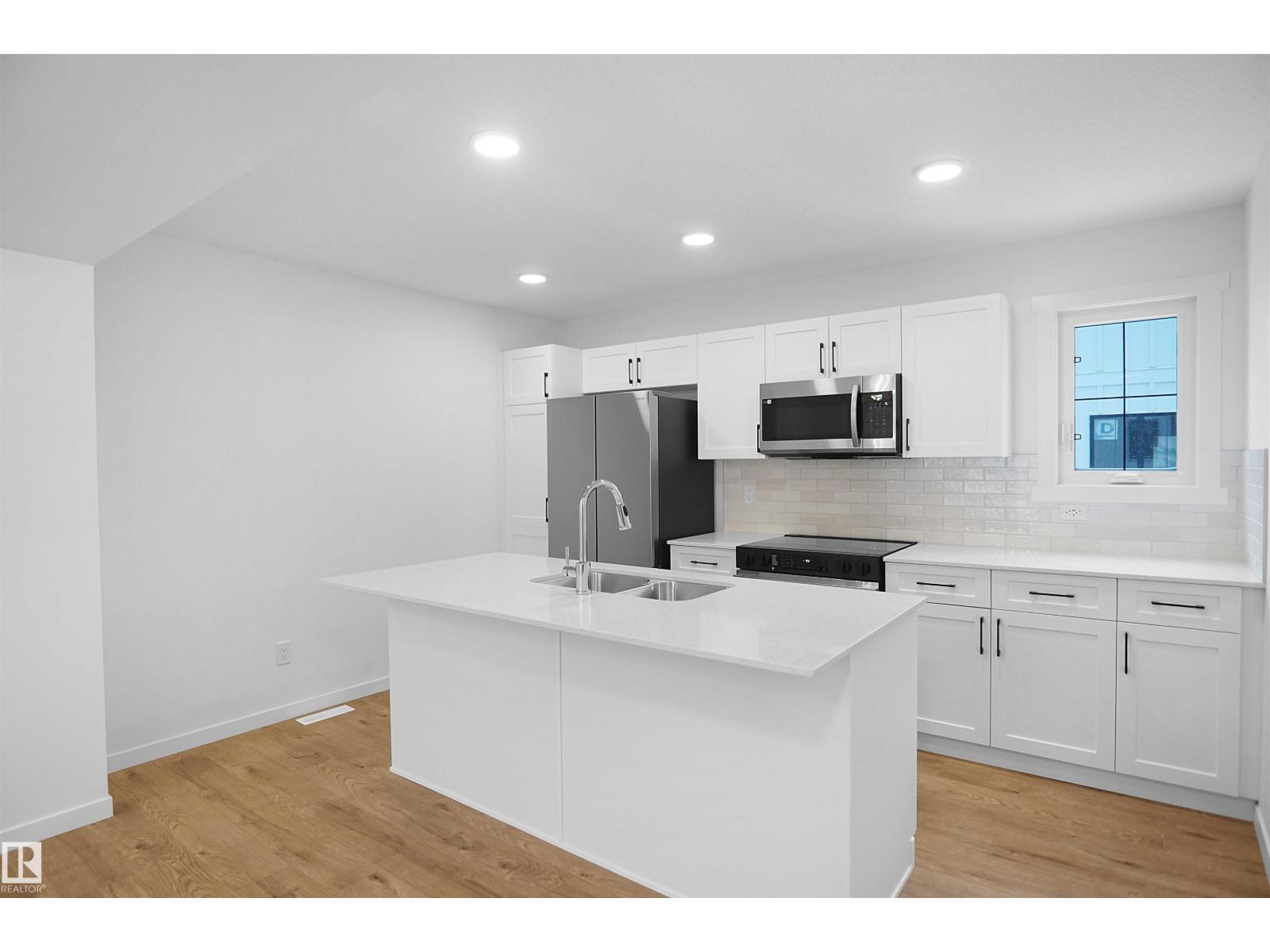 #11 29 Airport Rd NW, Edmonton, Alberta  T5G 2P9 - Photo 9 - E4484161