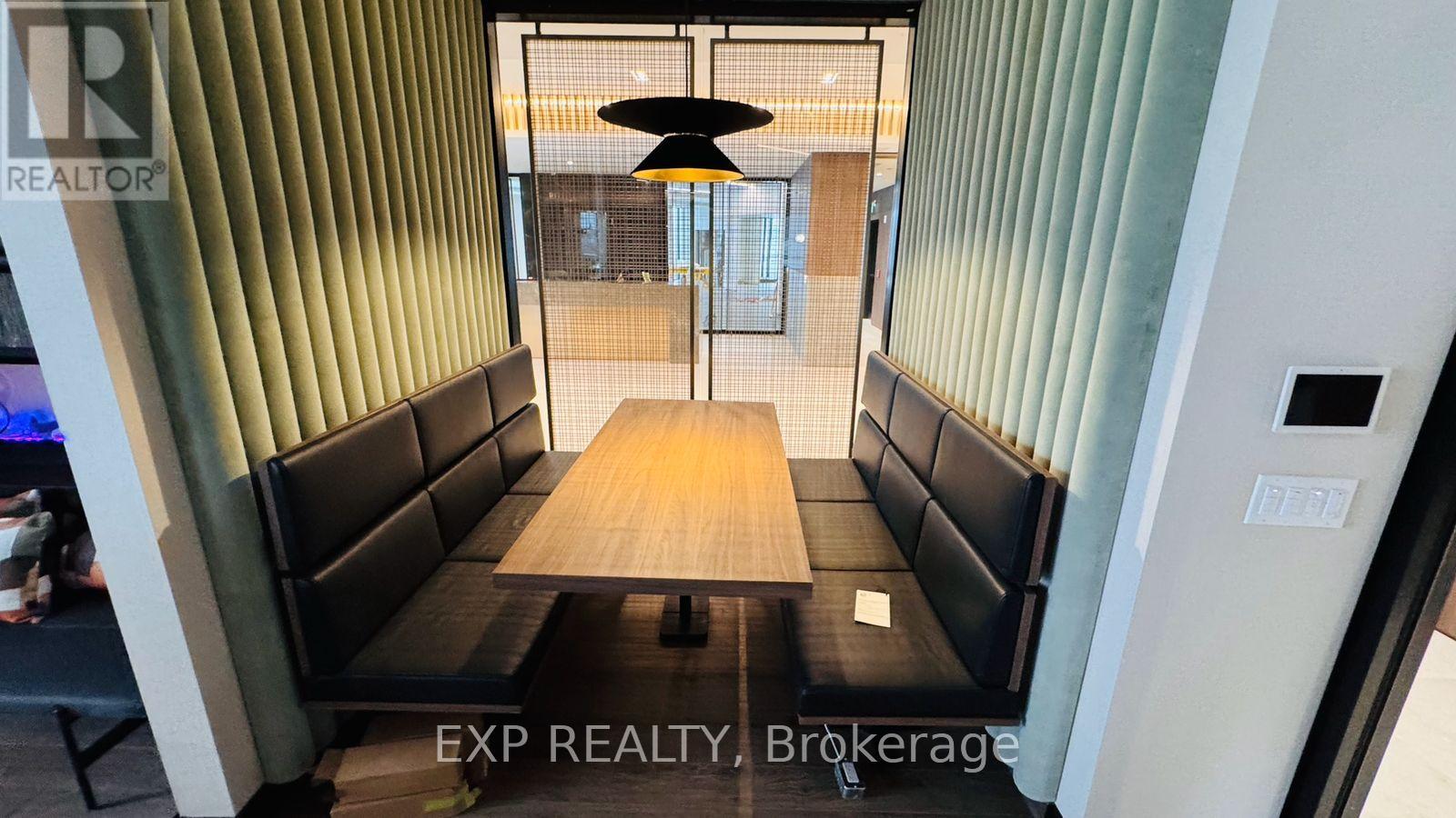 101 - 2501 Saw Whet Boulevard, Oakville, Ontario  L6M 5N2 - Photo 11 - W13245868