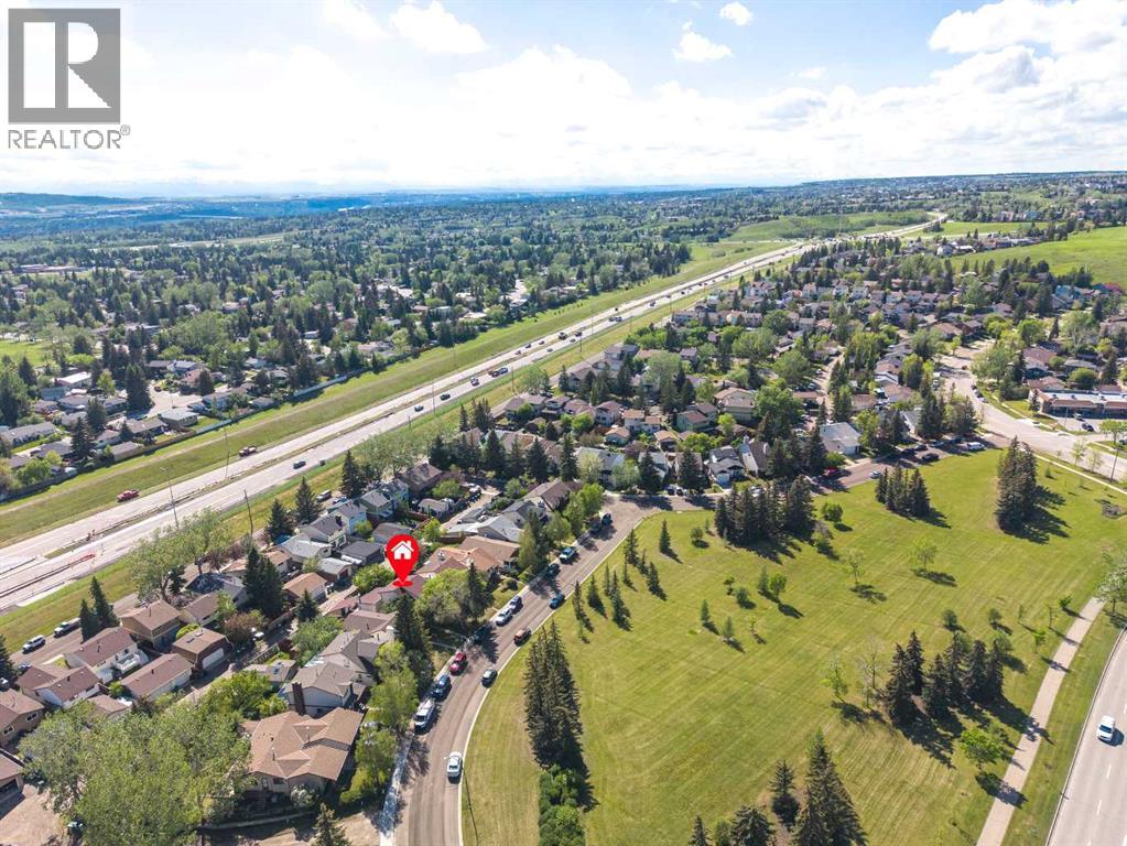 200 Edgedale Way Nw, Calgary, Alberta  T3A 2P9 - Photo 1 - A2317168