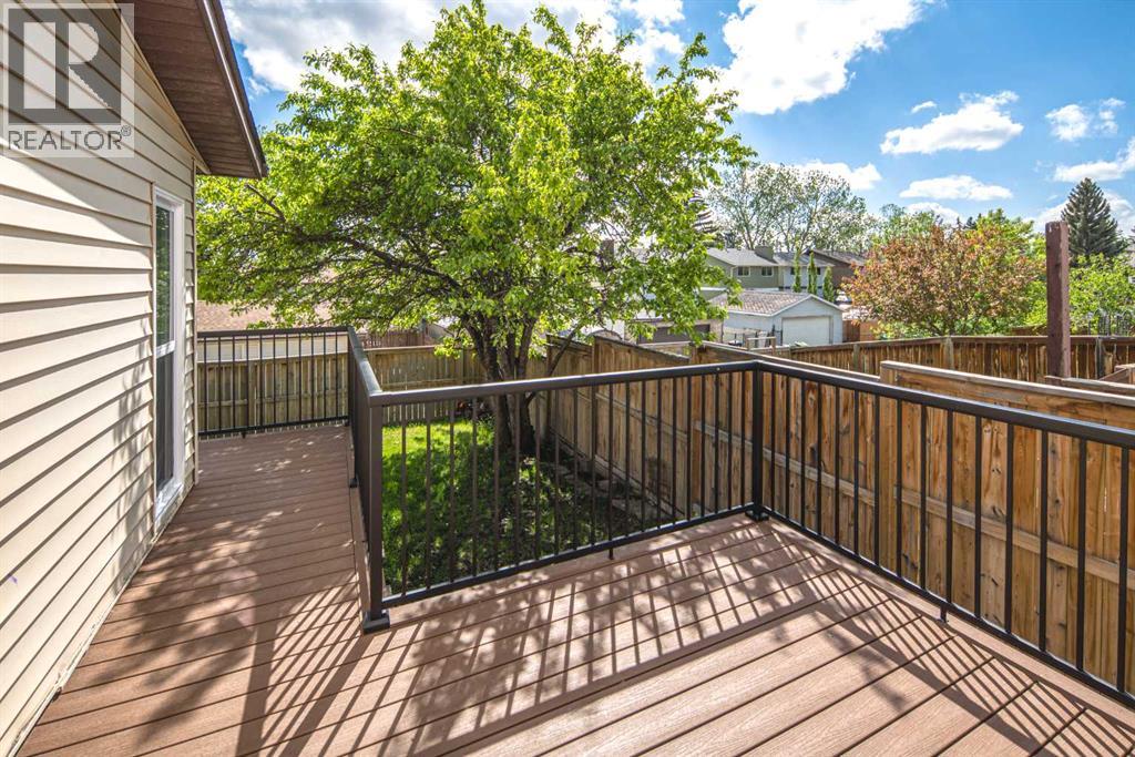 200 Edgedale Way Nw, Calgary, Alberta  T3A 2P9 - Photo 33 - A2317168