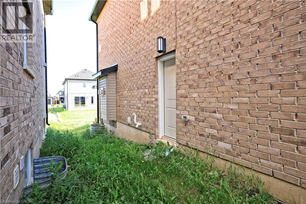 2606 Bateman Trail, London, Ontario  N6L 0H2 - Photo 39 - 40836639