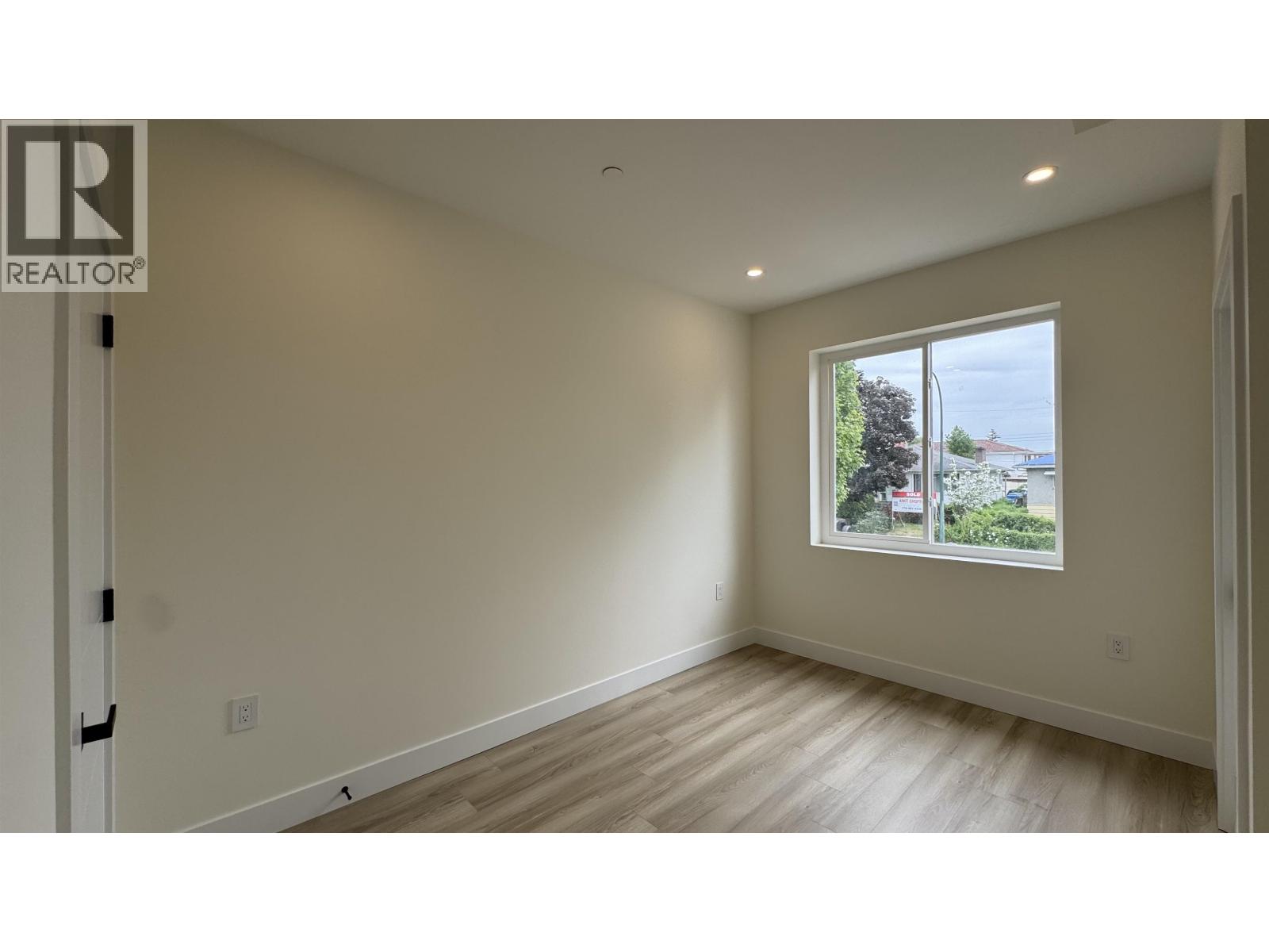 4 5779 Clarendon Street, Vancouver, British Columbia  V5R 3K4 - Photo 10 - R3131990
