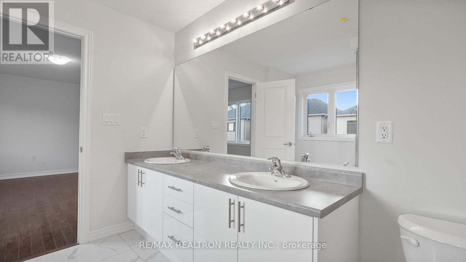 21 Prudhoe Terrace, Barrie, Ontario  L9S 2Z8 - Photo 28 - S13245884