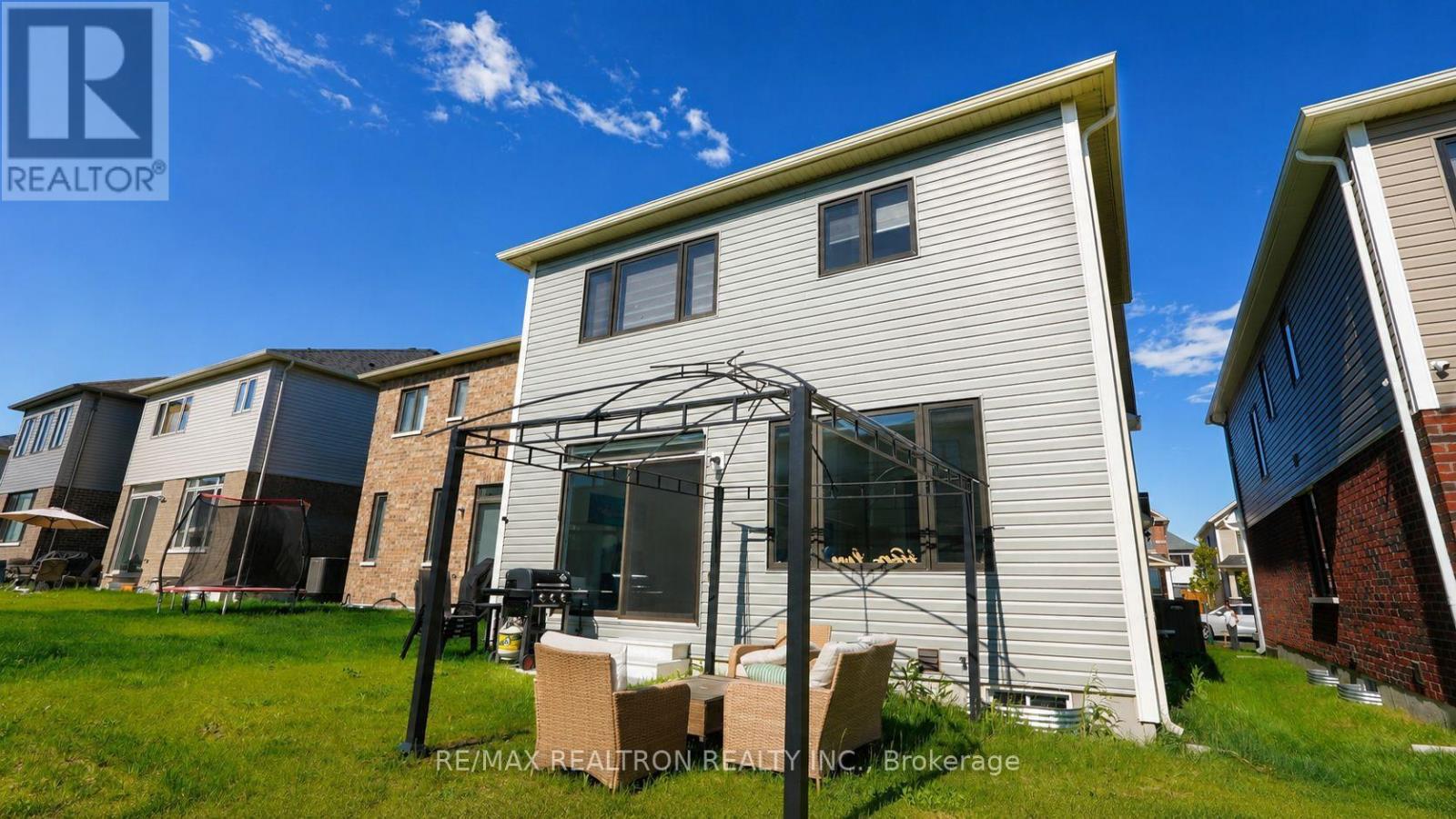 21 Prudhoe Terrace, Barrie, Ontario  L9S 2Z8 - Photo 33 - S13245884