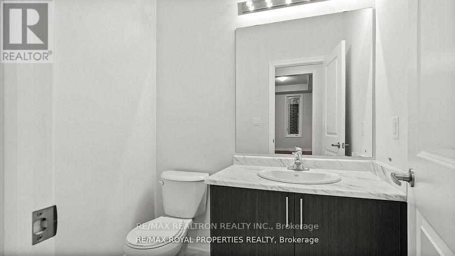 21 Prudhoe Terrace, Barrie, Ontario  L9S 2Z8 - Photo 5 - S13245884