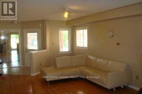 1352 Brookstar Drive, Oakville, Ontario  L6M 3W1 - Photo 4 - W13245922