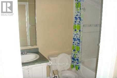 1352 Brookstar Drive, Oakville, Ontario  L6M 3W1 - Photo 7 - W13245922