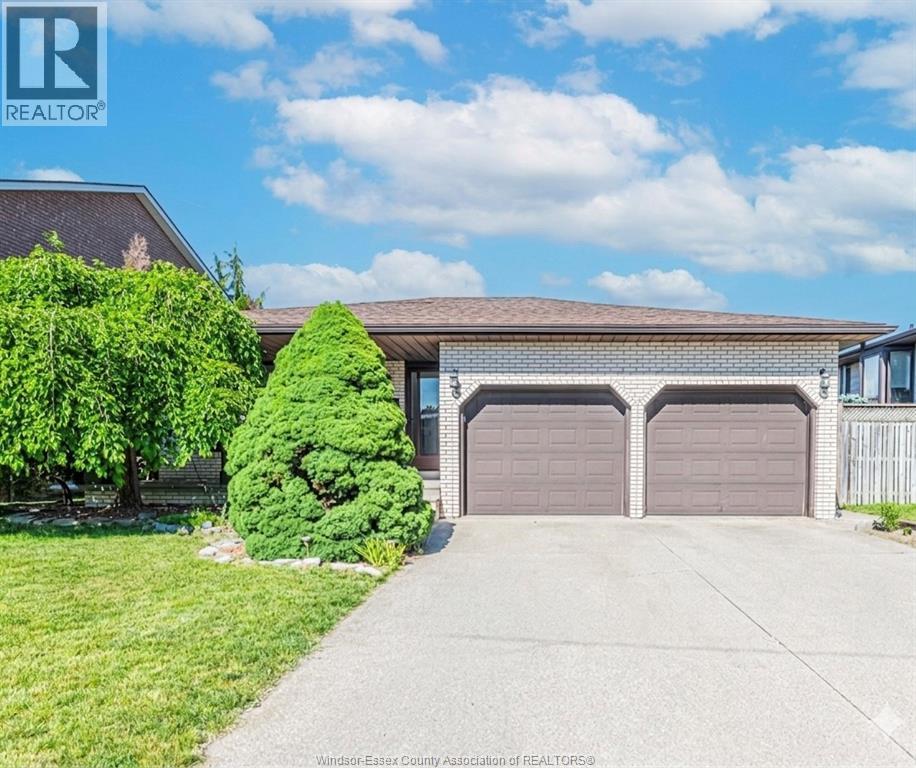 2846 Northway, Windsor, Ontario  N9E 2K3 - Photo 2 - 26013120