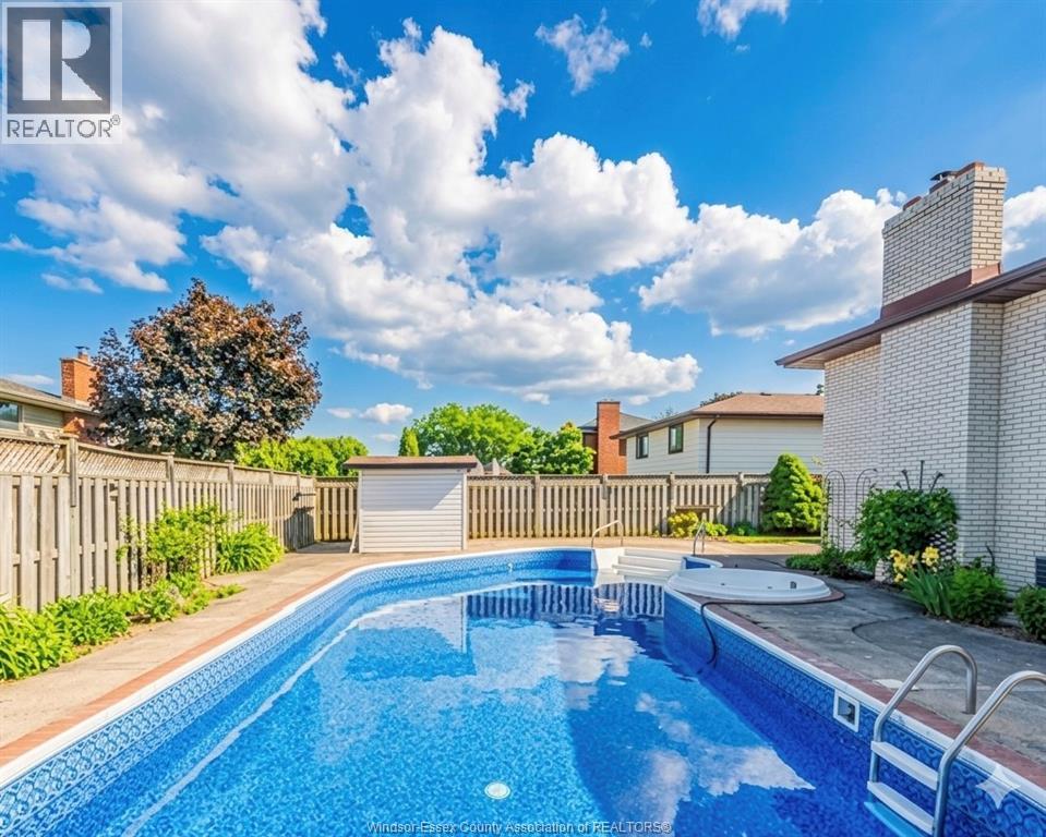 2846 Northway, Windsor, Ontario  N9E 2K3 - Photo 47 - 26013120