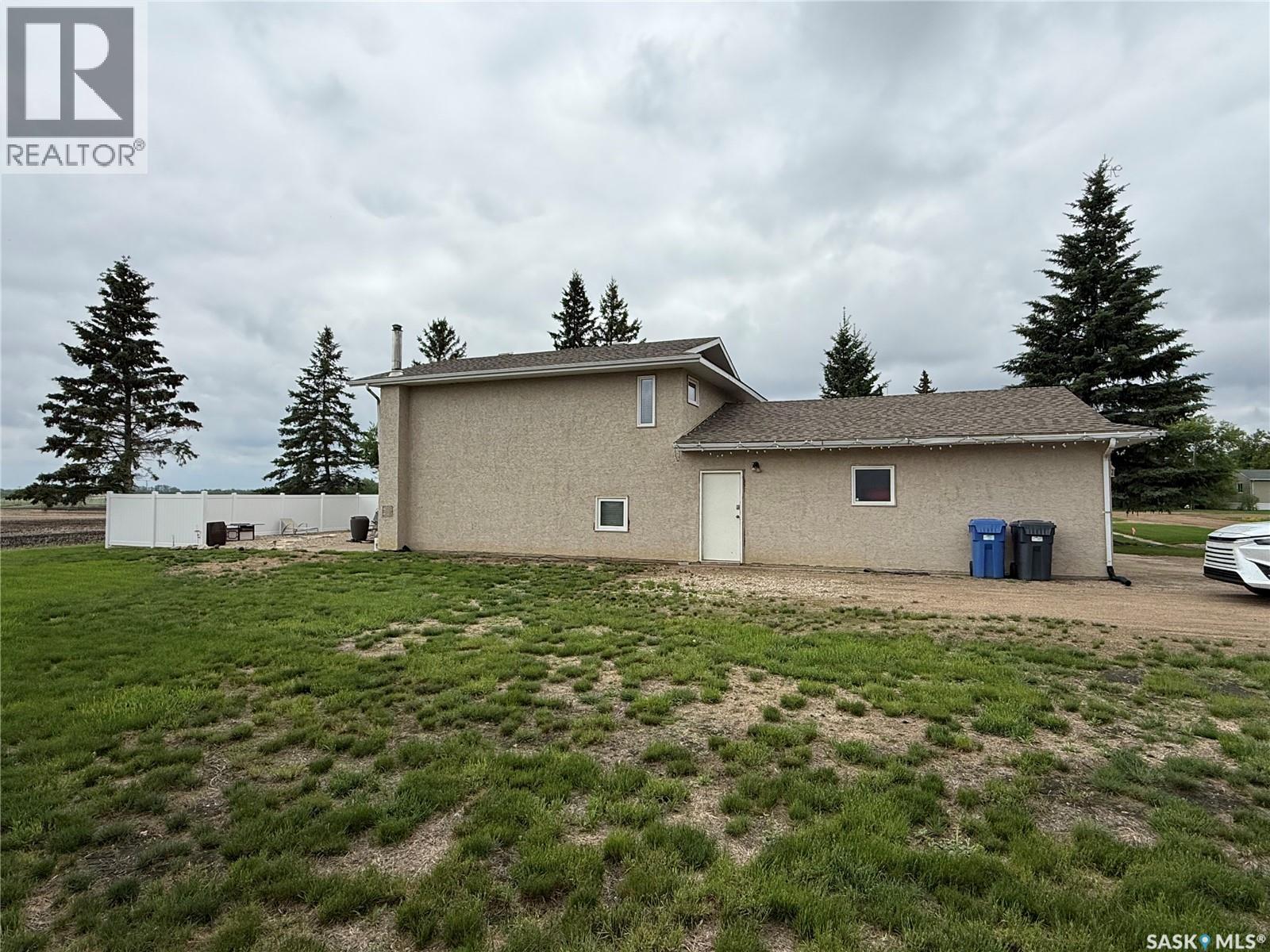405 3rd Avenue S, Leask, Saskatchewan  S0J 1M0 - Photo 34 - SK038360