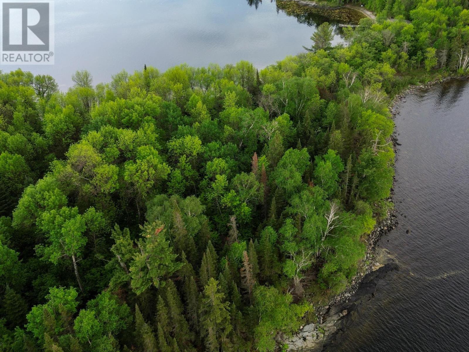19 Castlerock Island, Queer Island 19, South Of Kenora, Ontario  P0X 1H0 - Photo 2 - TB2600257