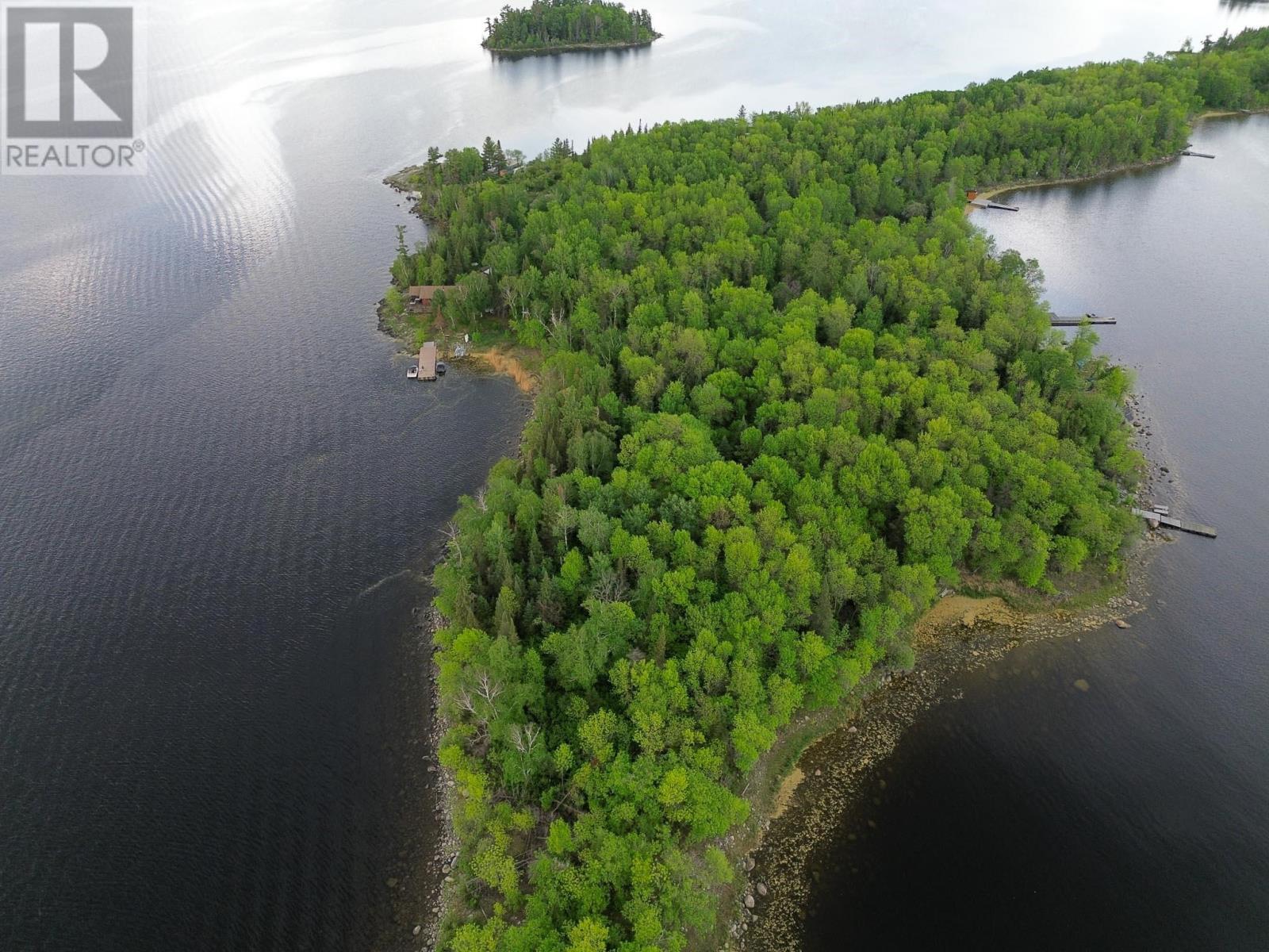 19 Castlerock Island, Queer Island 19, South Of Kenora, Ontario  P0X 1H0 - Photo 4 - TB2600257